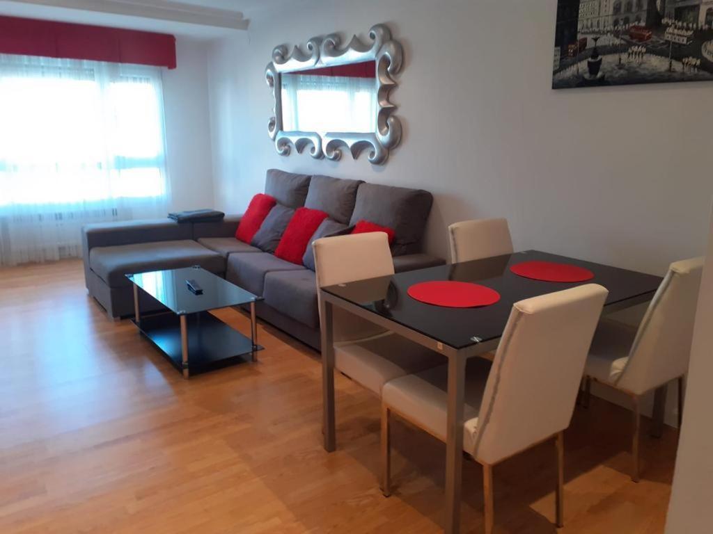 Apartamento De Maria オビエド エクステリア 写真